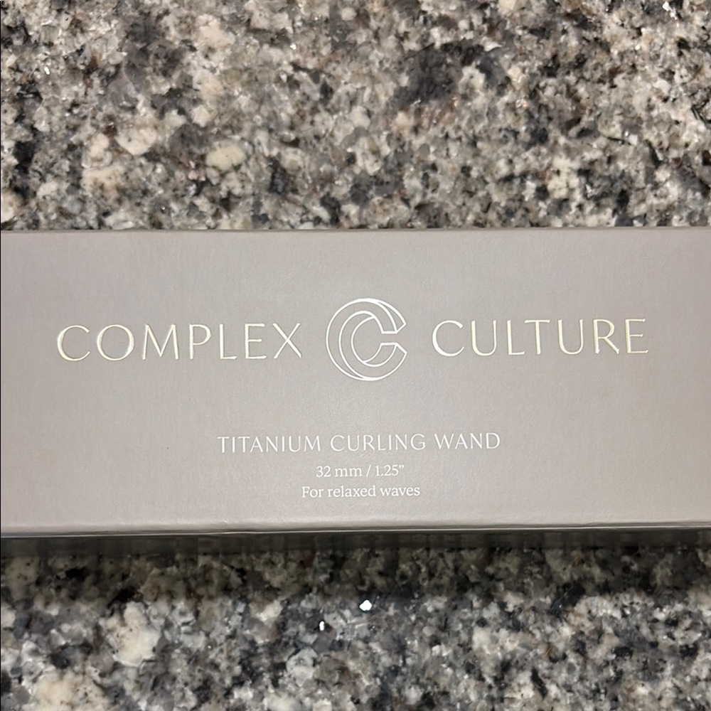 Complex Culture Titanium Curling Wand 32mm/1.25 For Relaxed Waves